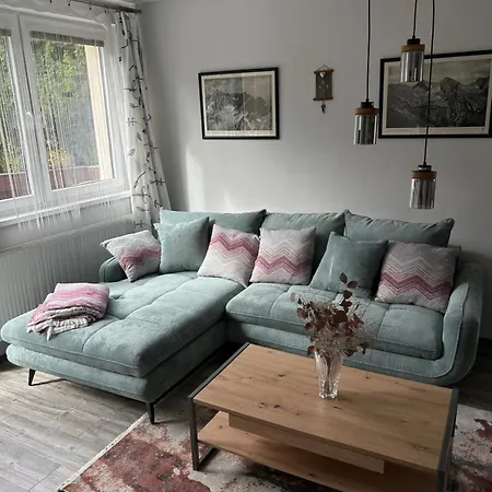 Vilka Aurora דירה